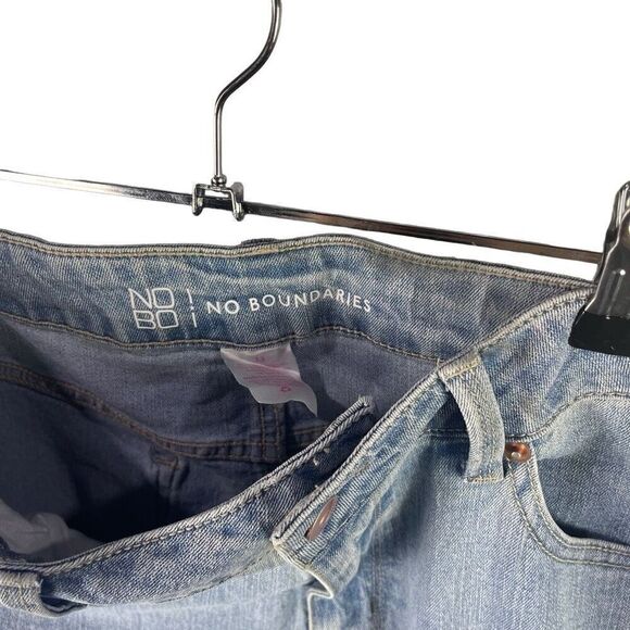 No Boundaries Bootcut Jeans 13 Women’s Light Wash Pre-Owned [#4051] - Picture 5 of 6